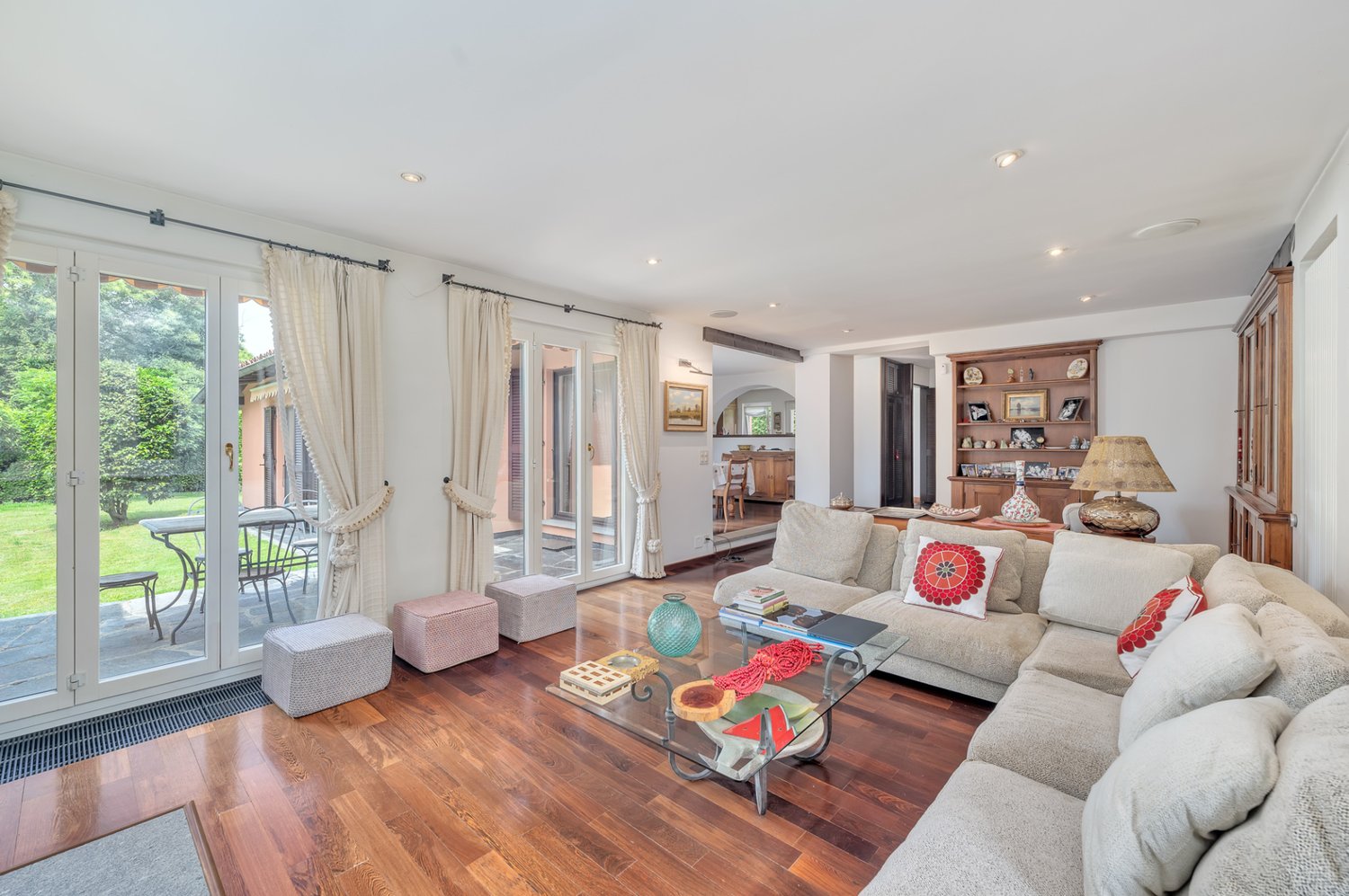 8 ½ rooms villa (5)