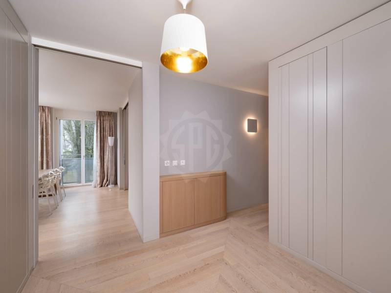 7 rooms apartment