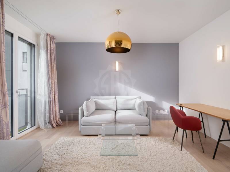 7 rooms apartment