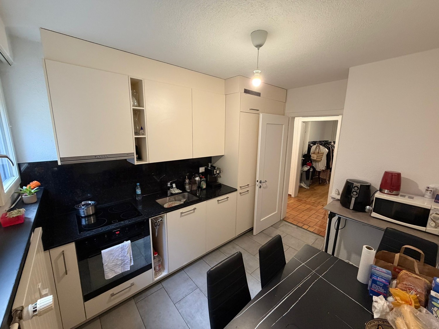 4 rooms apartment, Foto 4 von 7