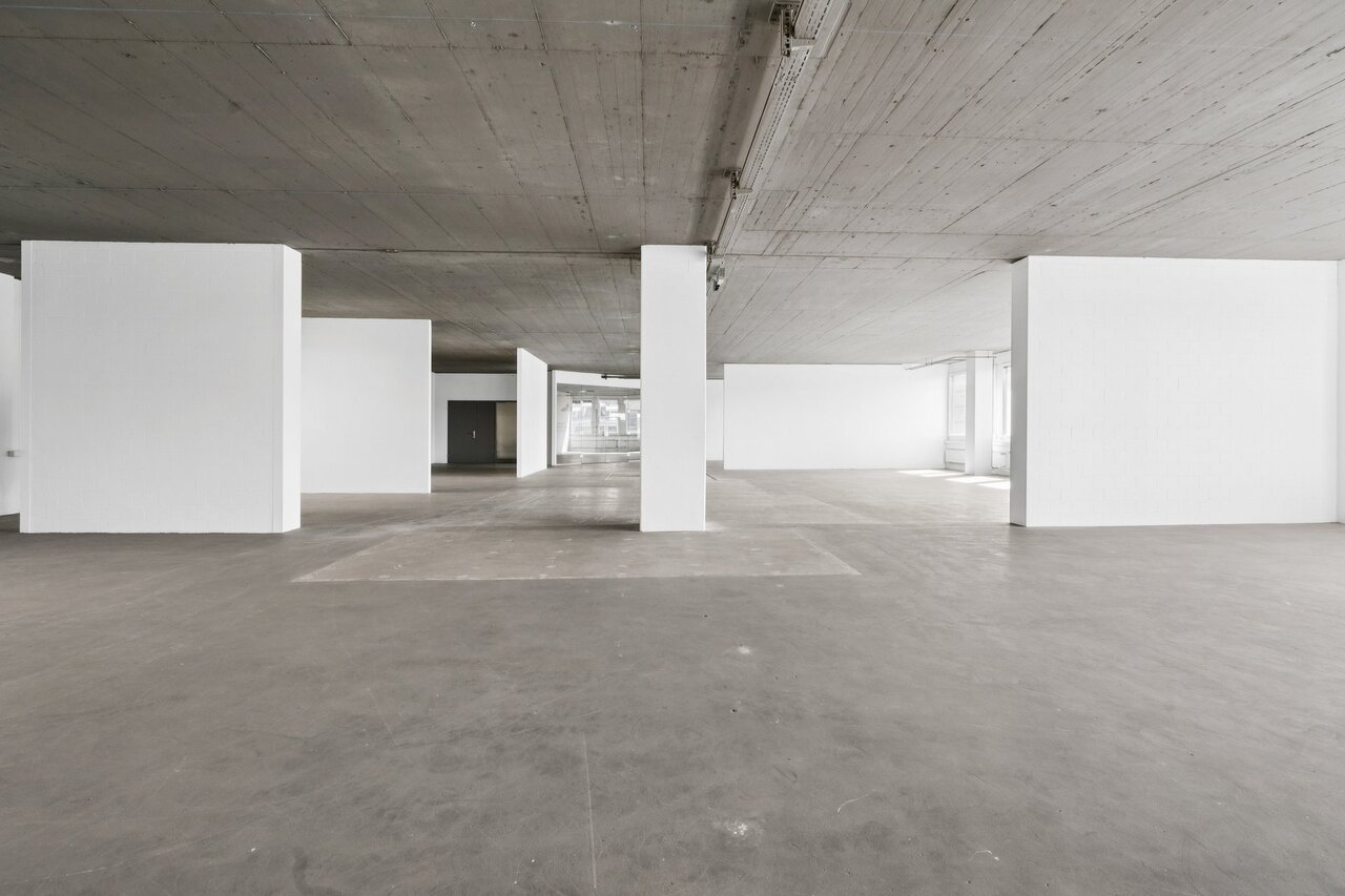 389m² commerciale