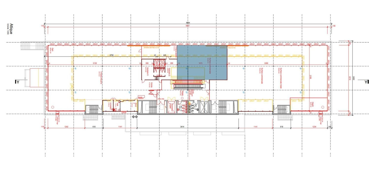 250m² shop