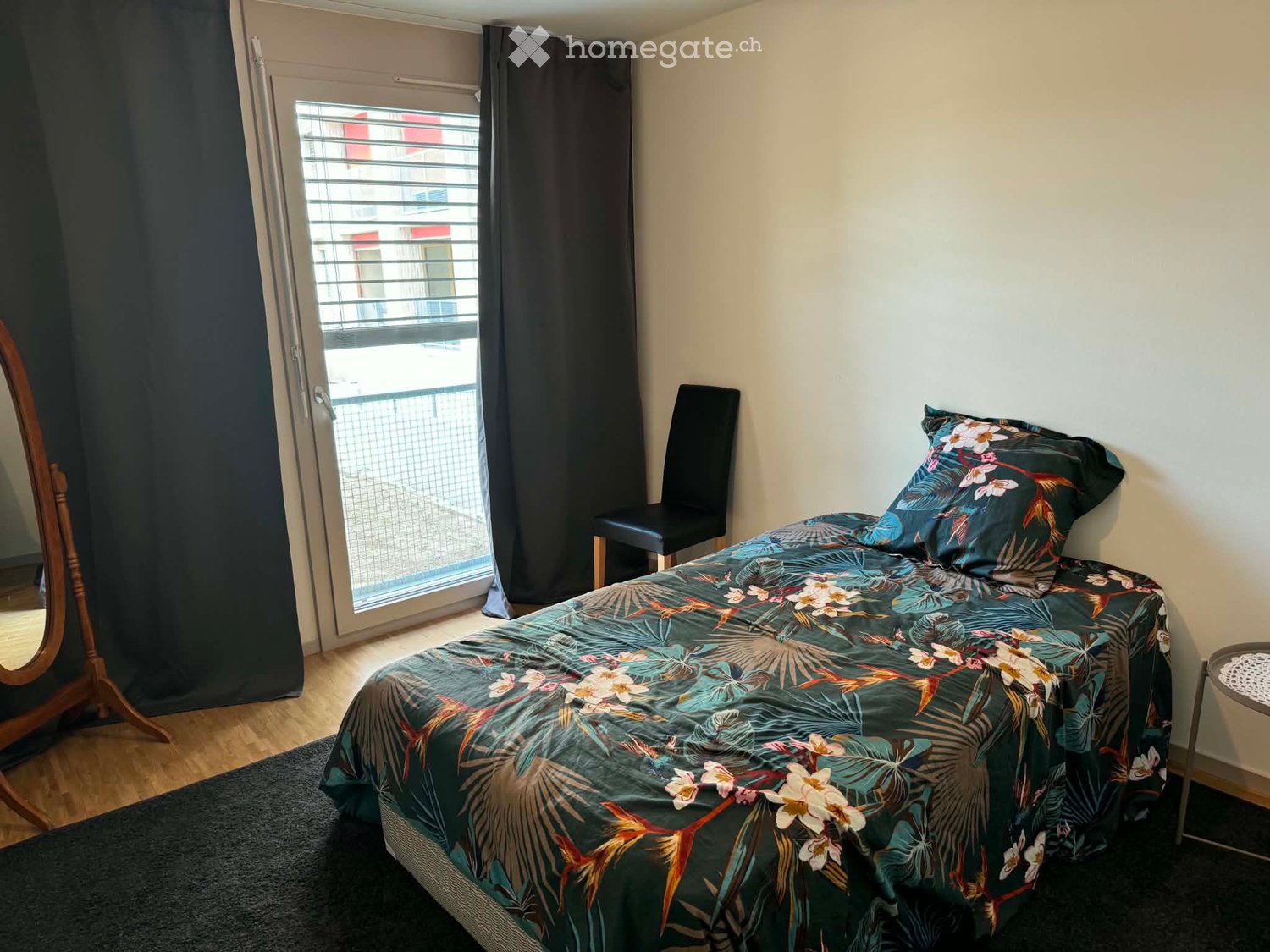 1 room single room