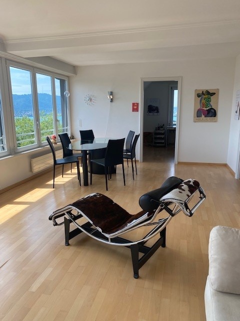 Chambre dans un appartement partagé