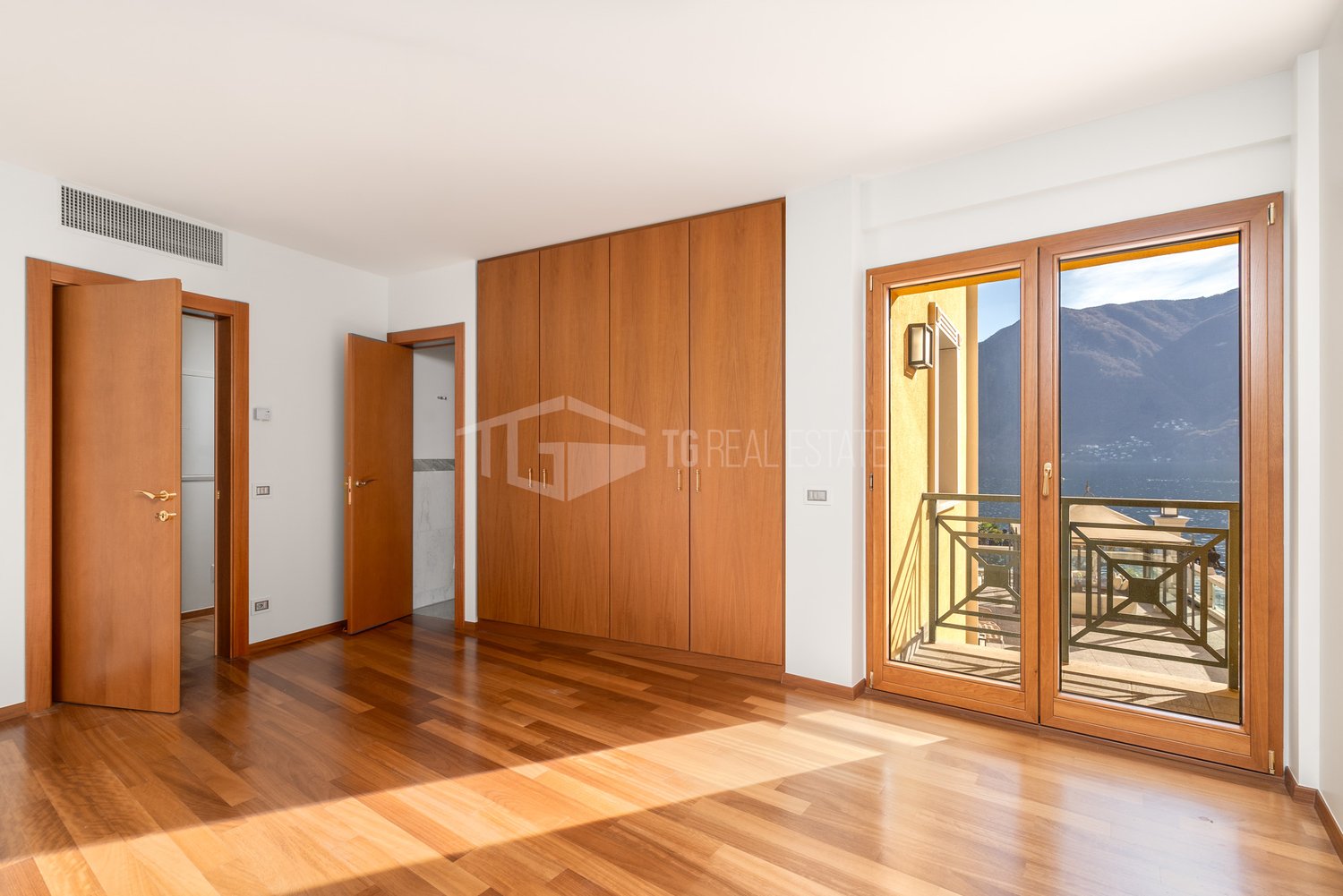 5 ½ rooms apartment (9)