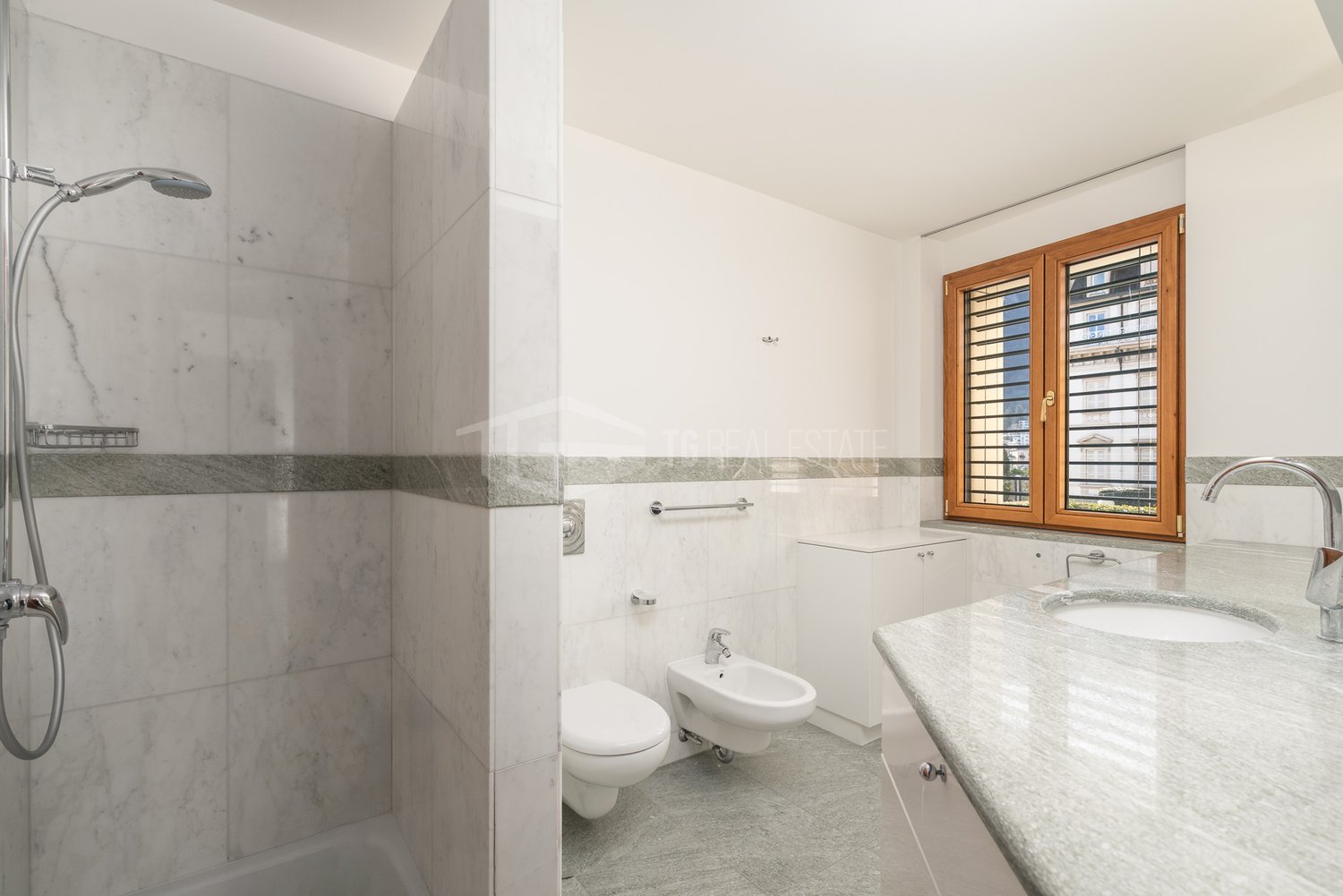 5 ½ rooms apartment (10)