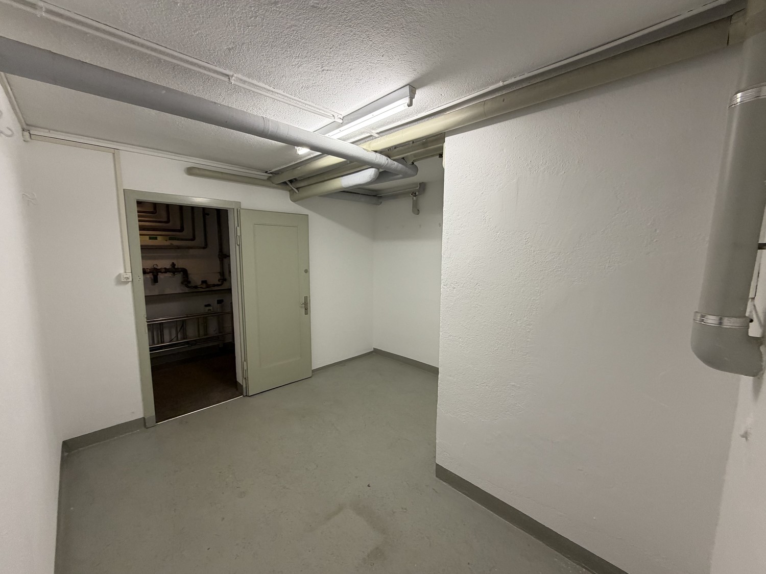 10-10m² commercial