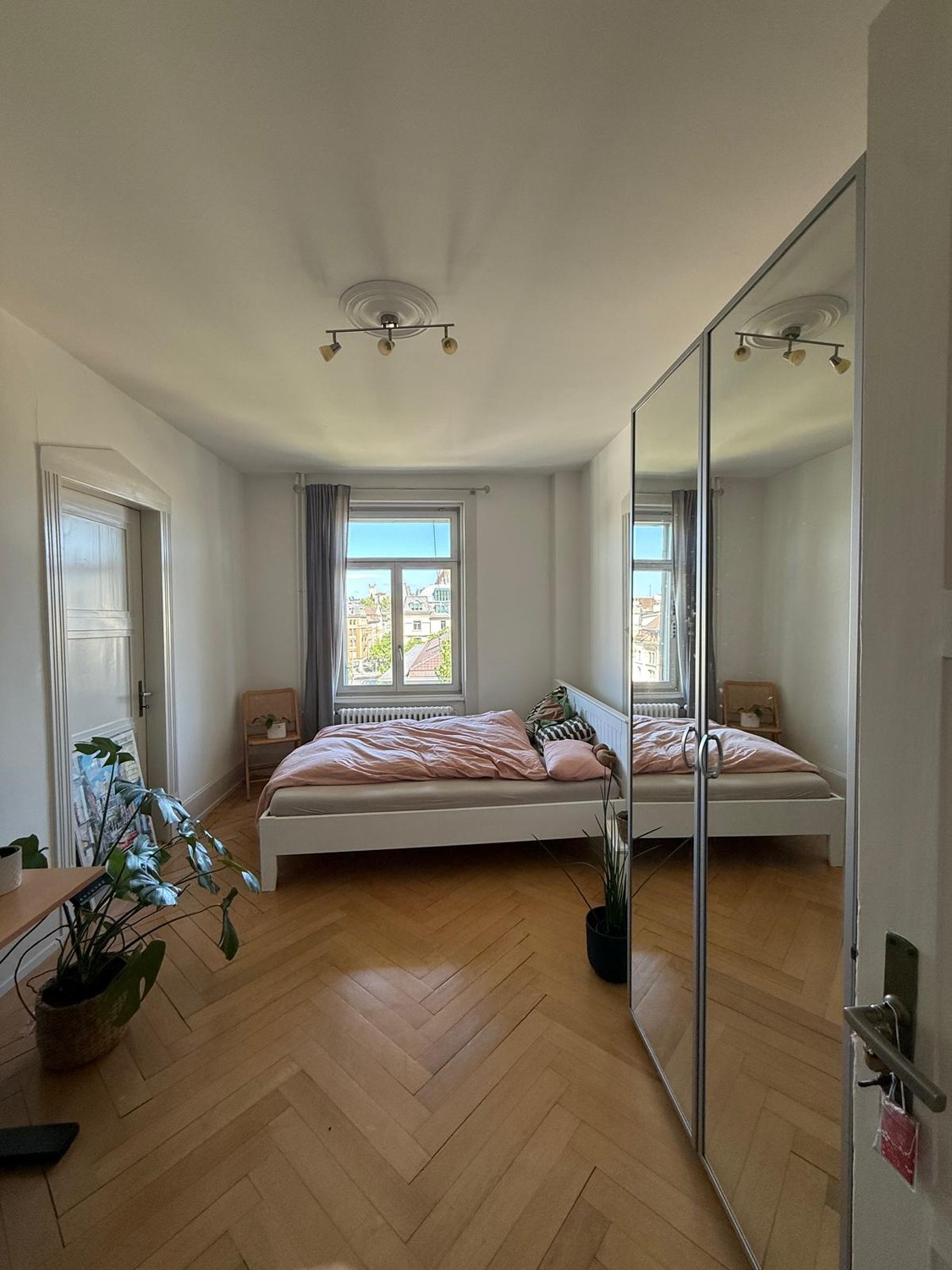 Chambre dans un appartement partagé