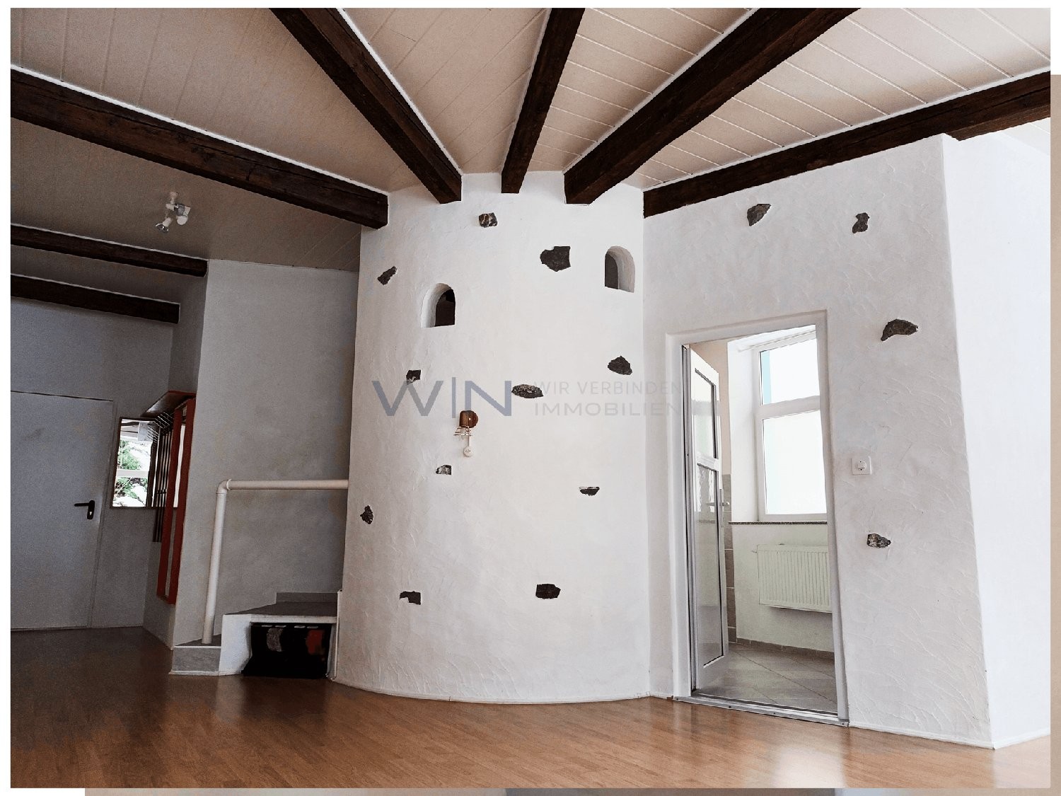 16 ½ rooms multi family house, Foto 9 von 10