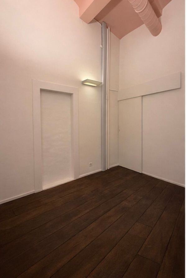 12m² commercial