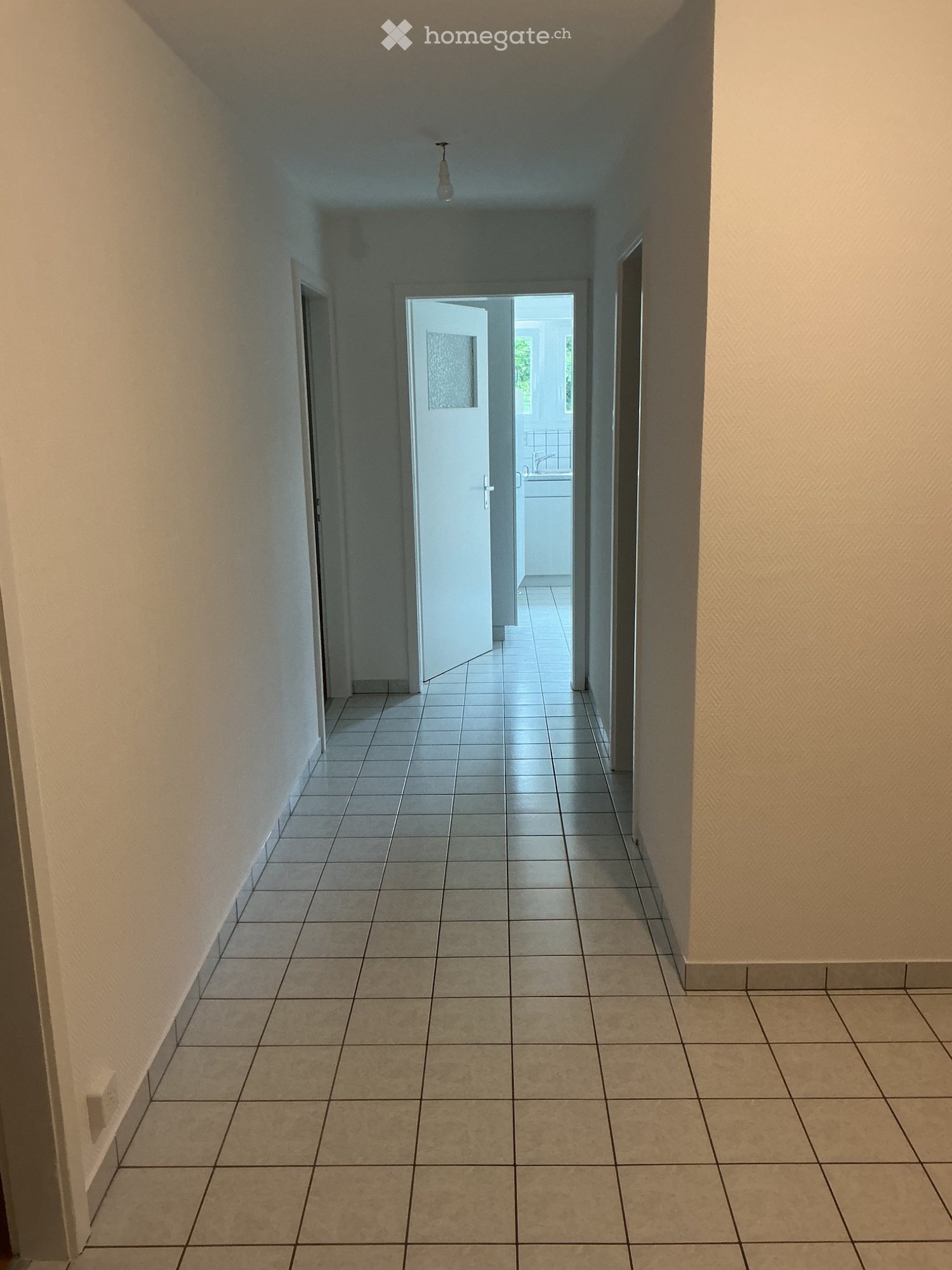 4-Zimmer-Wohnung, Foto 3 von 5