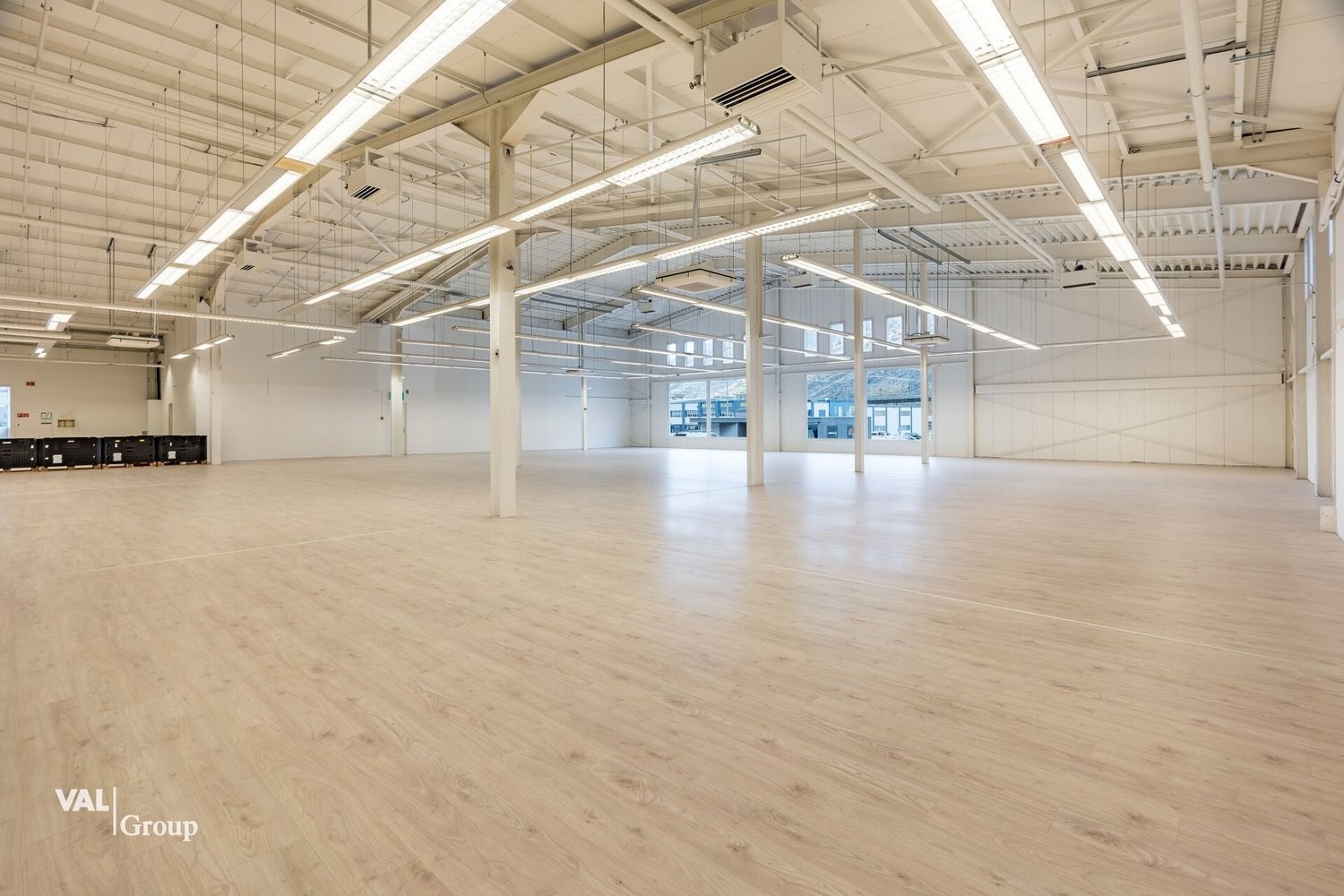 1190m² commercial