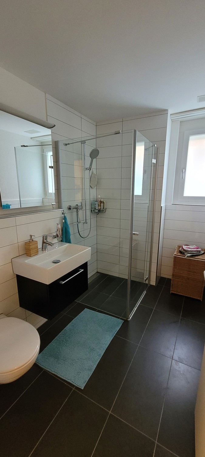 Chambre dans un appartement partagé