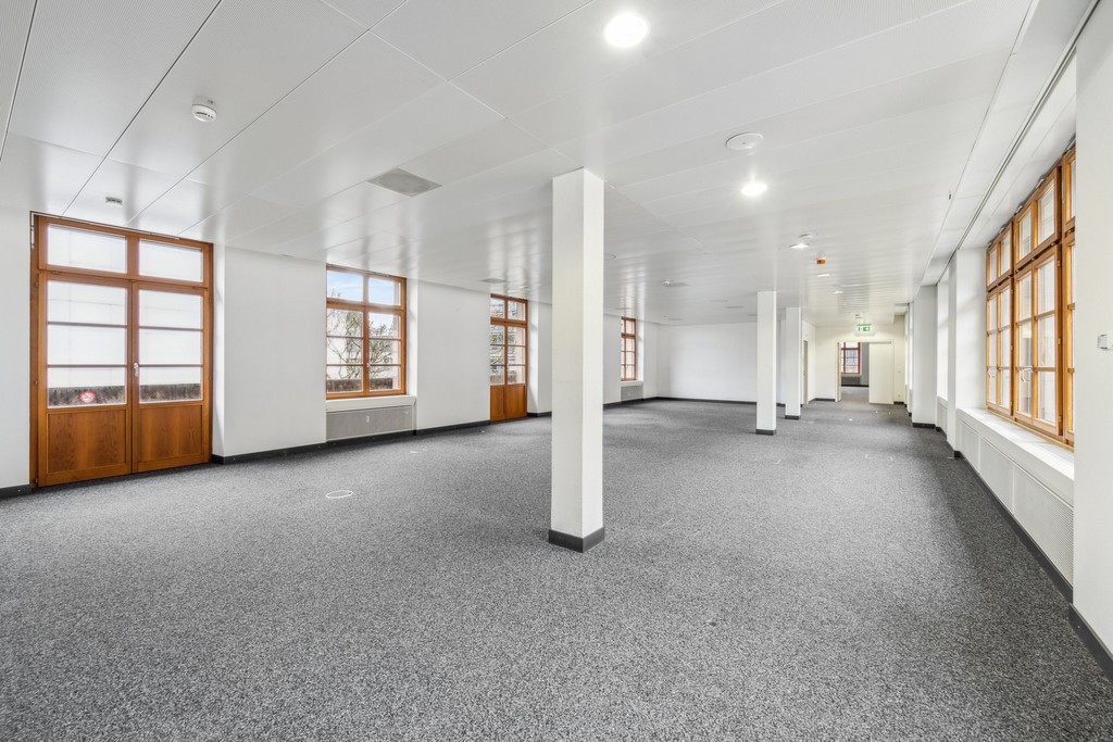 300-1500m² office, Foto 4 von 7