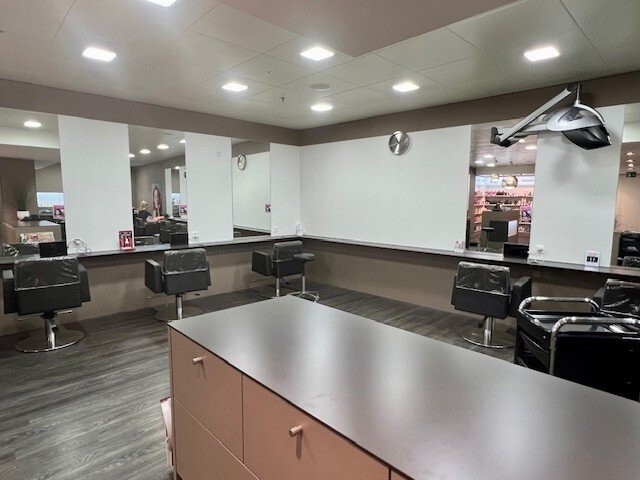 negozio di 148m²
