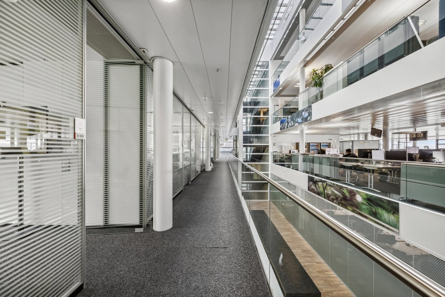 750m² Büro, Foto 8 von 10