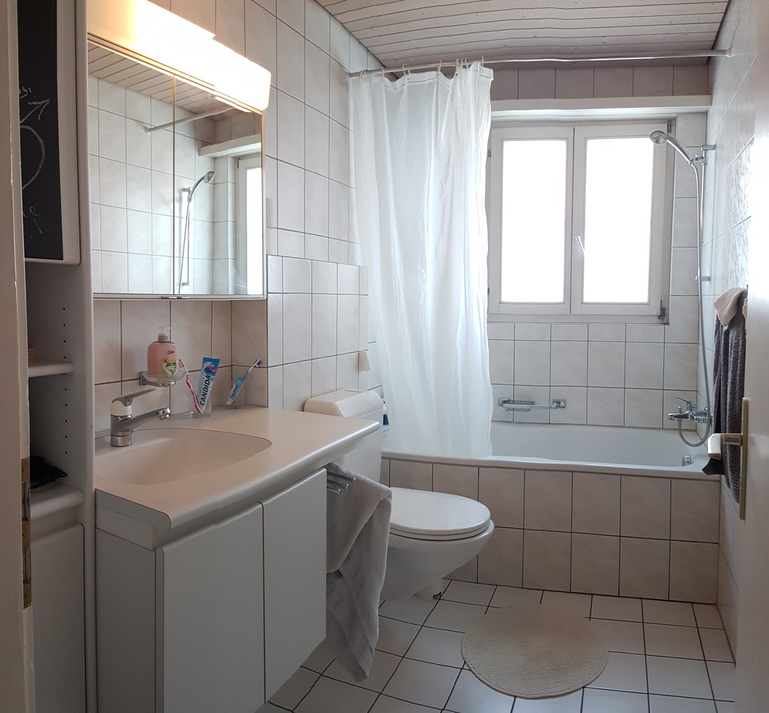 Room in a shared flat, Foto 3 von 6