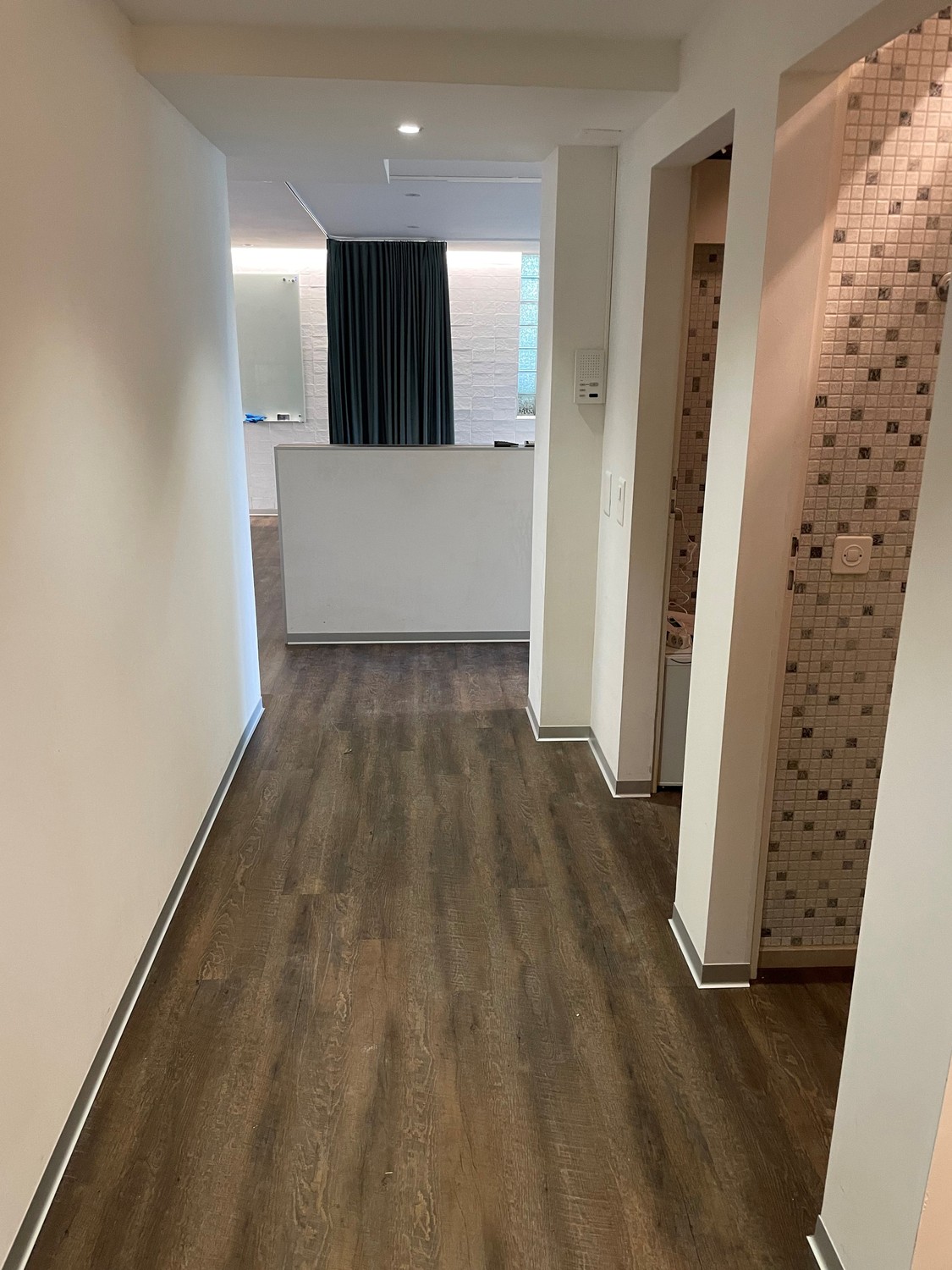 95m² office