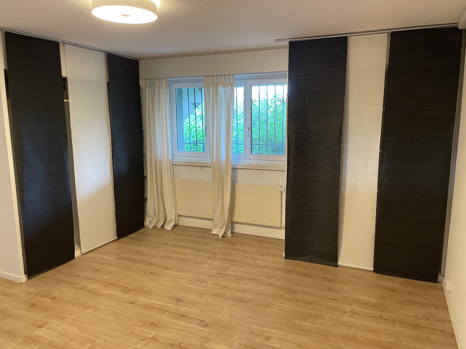 95m² office