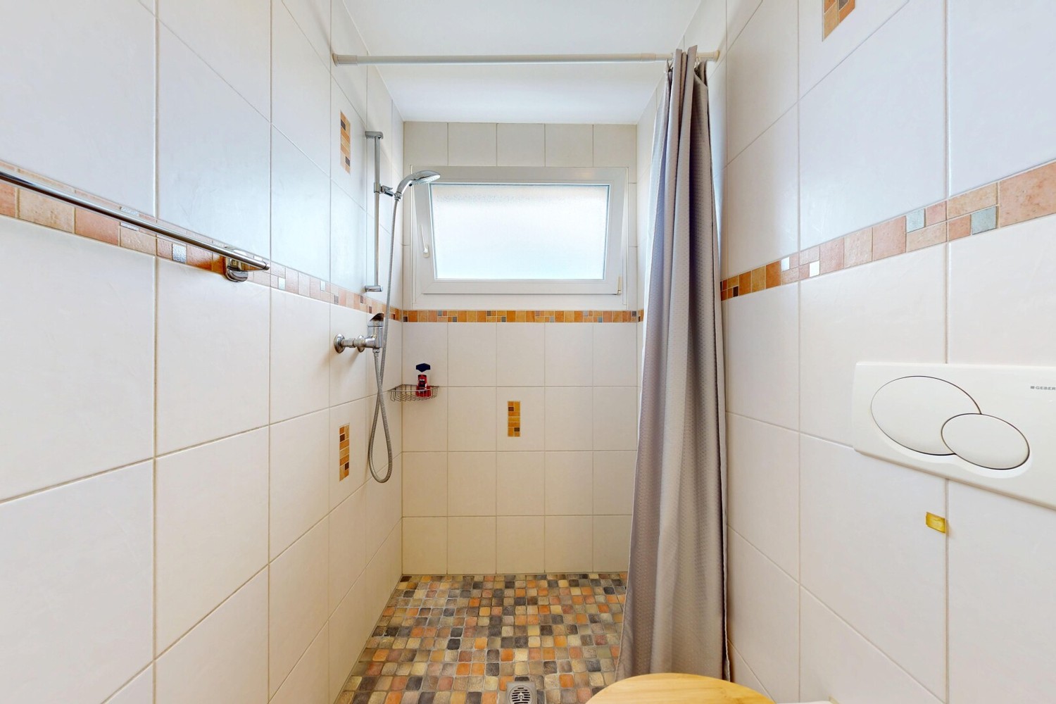 Room in a shared flat, Foto 5 von 7