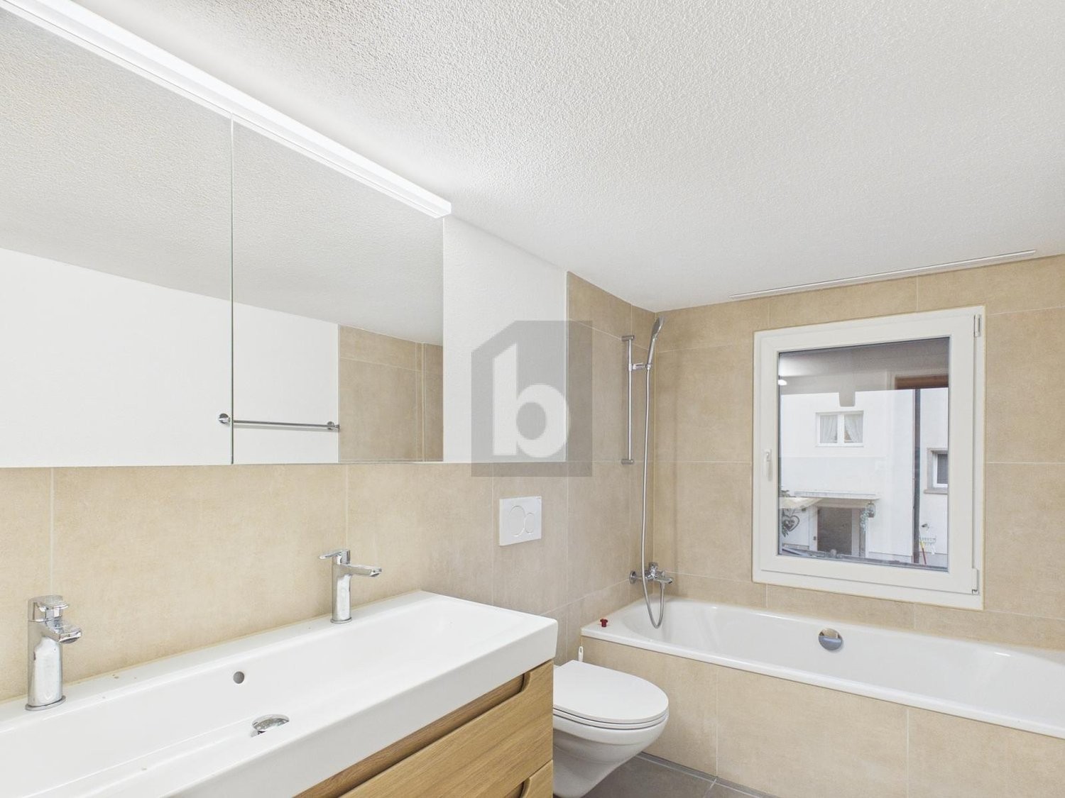 4 ½ rooms duplex house, Foto 2 von 4