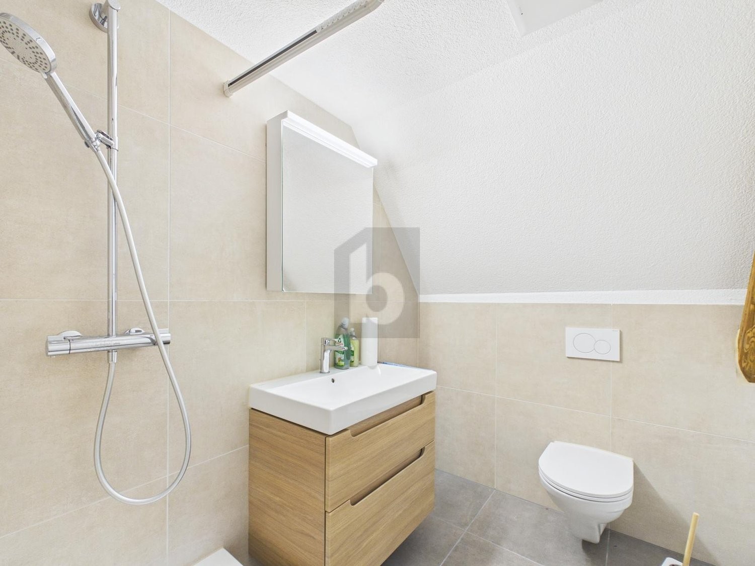 4 ½ rooms duplex house, Foto 3 von 4