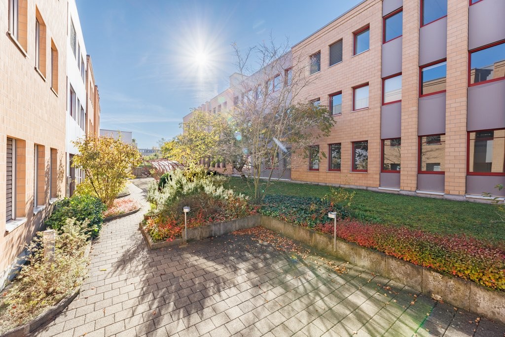 213m² office, Foto 1 von 7