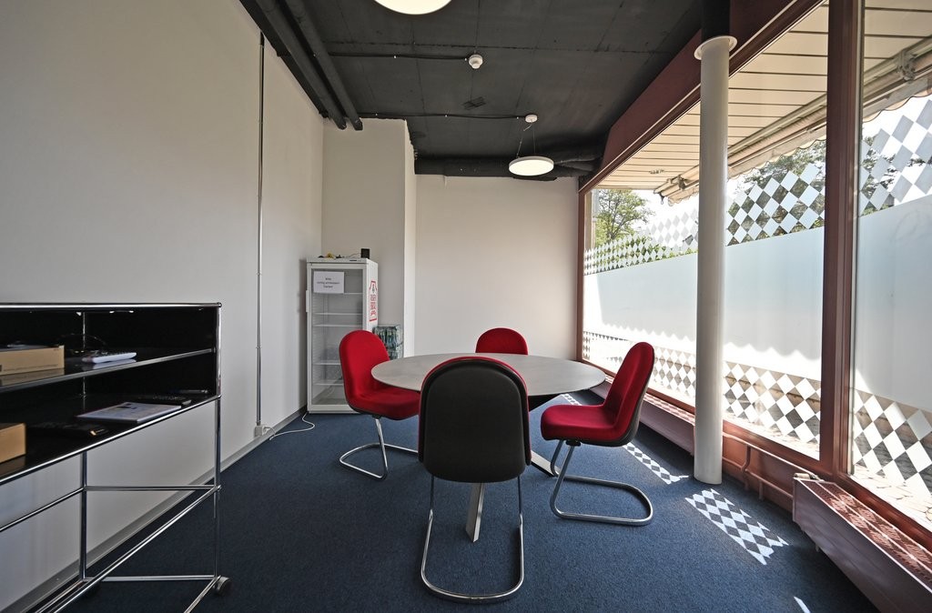 81m² shop, Foto 4 von 6