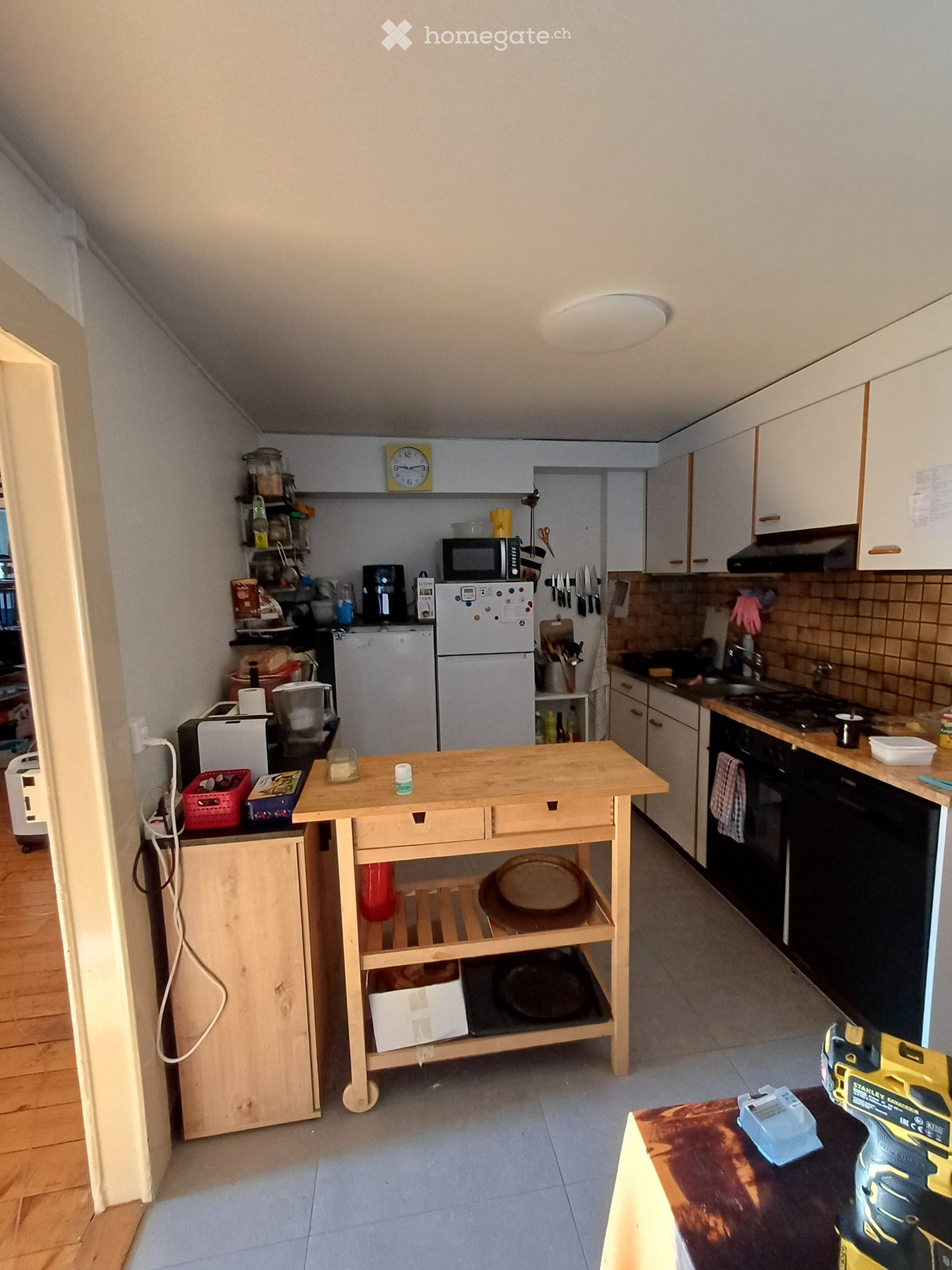 4-Zimmer-Wohnung

Zu einem vereinbaren Termin zu vermieten: 4-Zimmer-Wohnung. Hochparterre