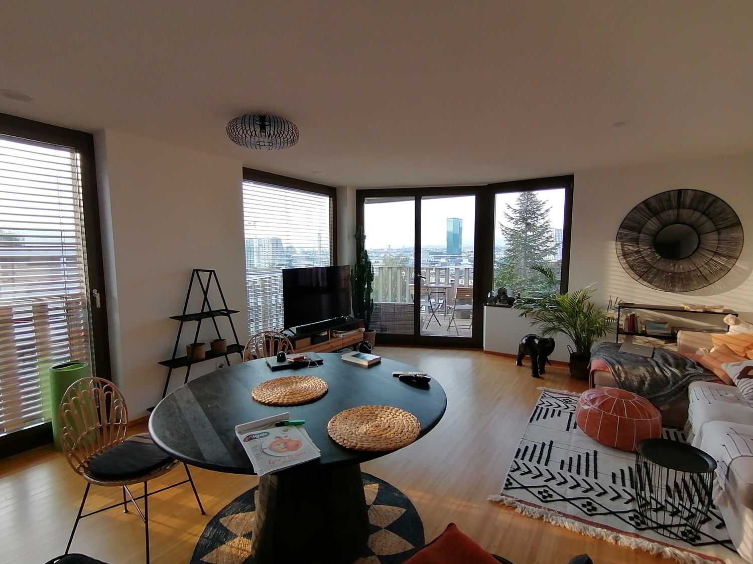 Zimmer in einer Wohngemeinschaft, Foto 3 von 3