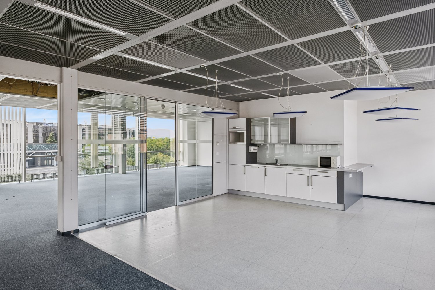 558m² Büro