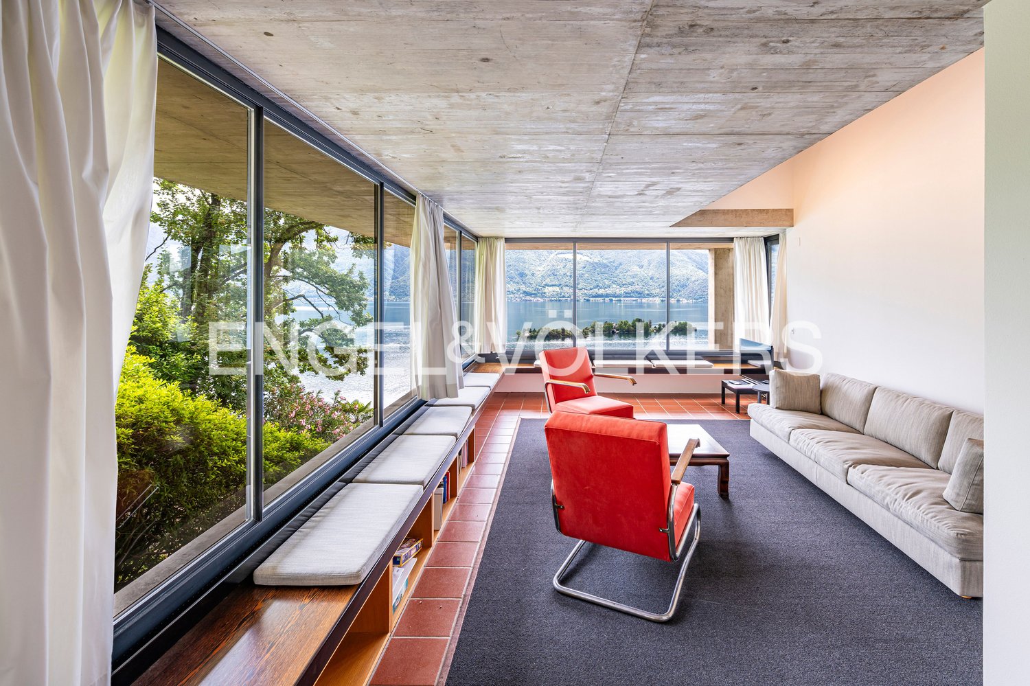 Maison individuelle de 3 pièces, photo 2 sur 10