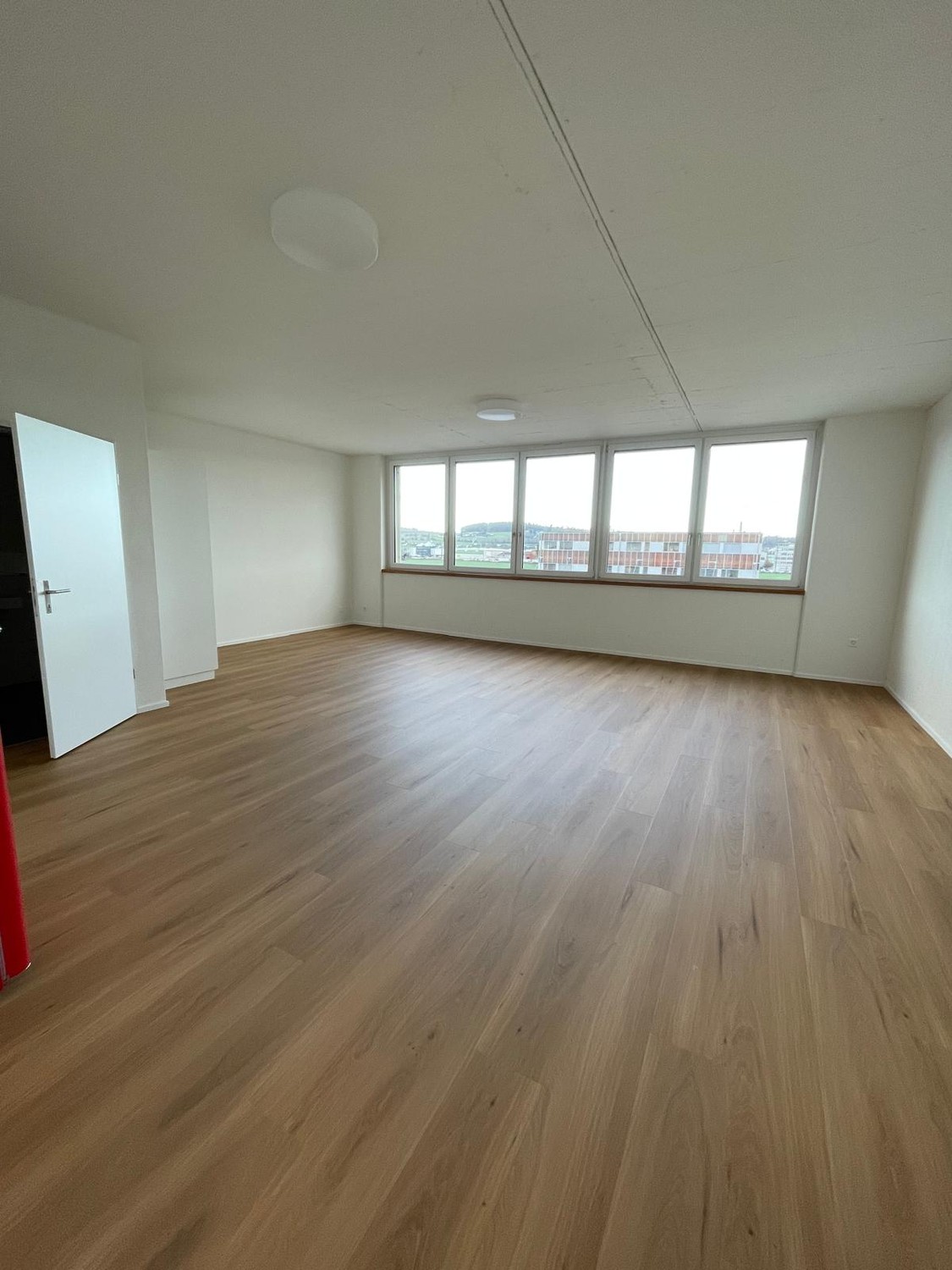 116m² commercial
