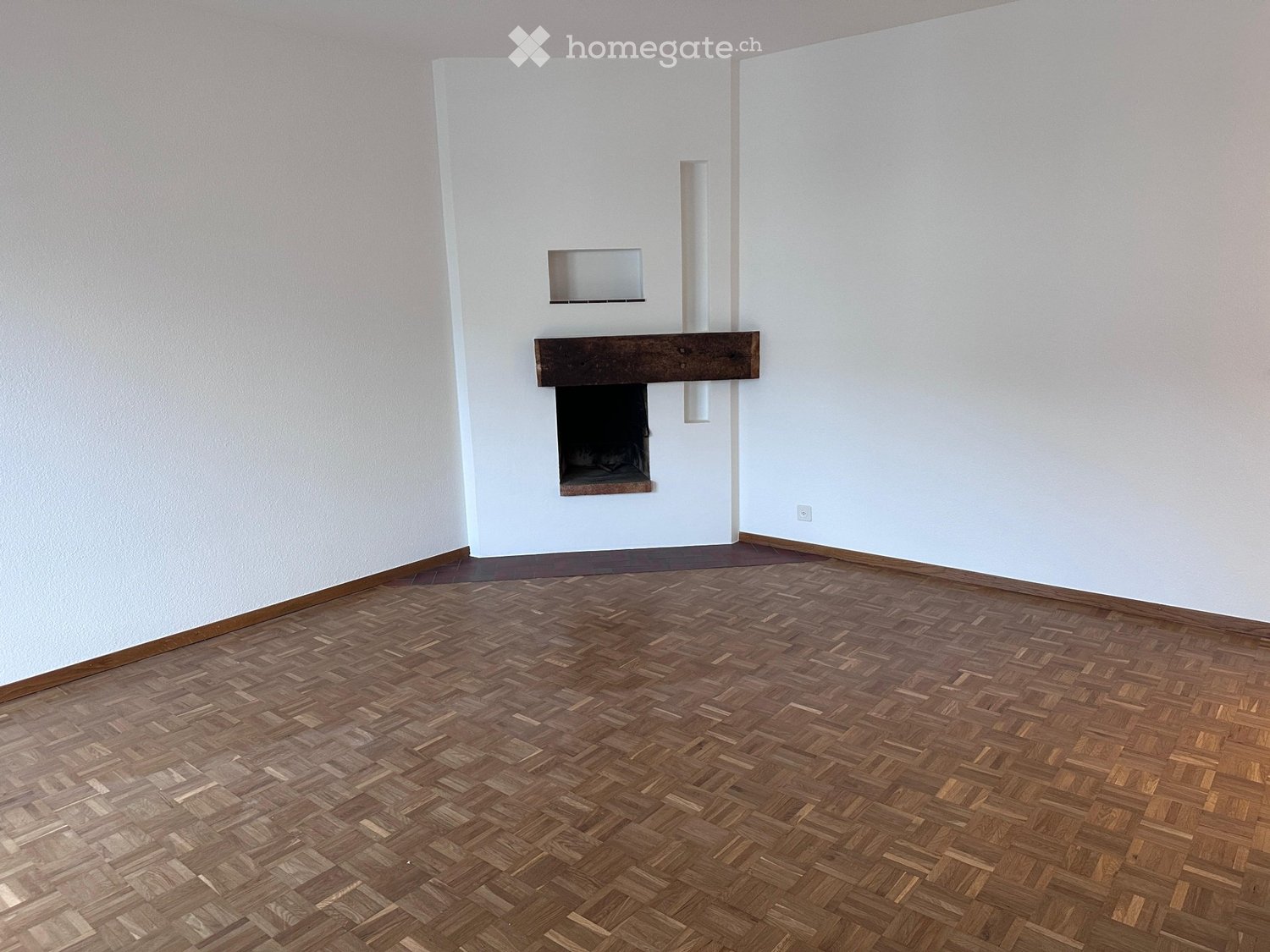 5 rooms apartment