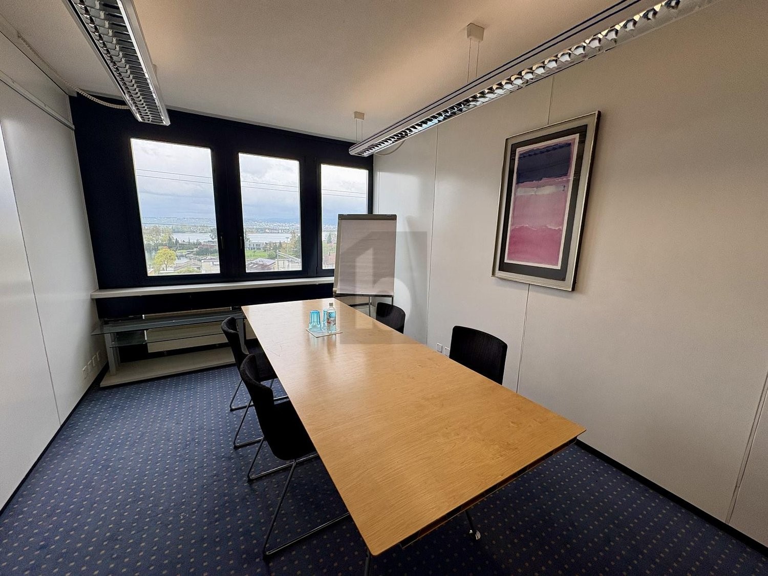 35m² office