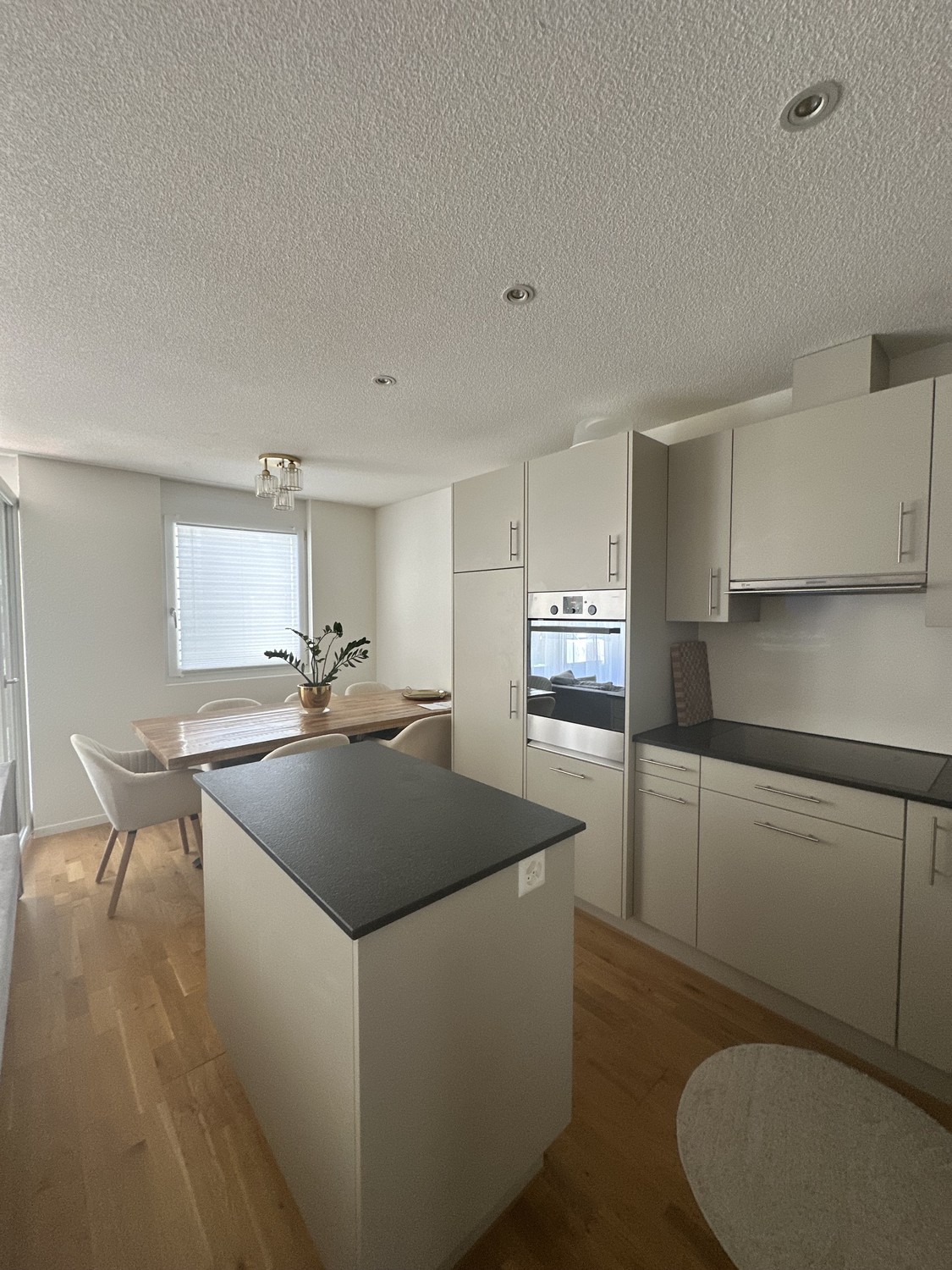 Appartamento di 2 ½ locali, foto 1 di 10