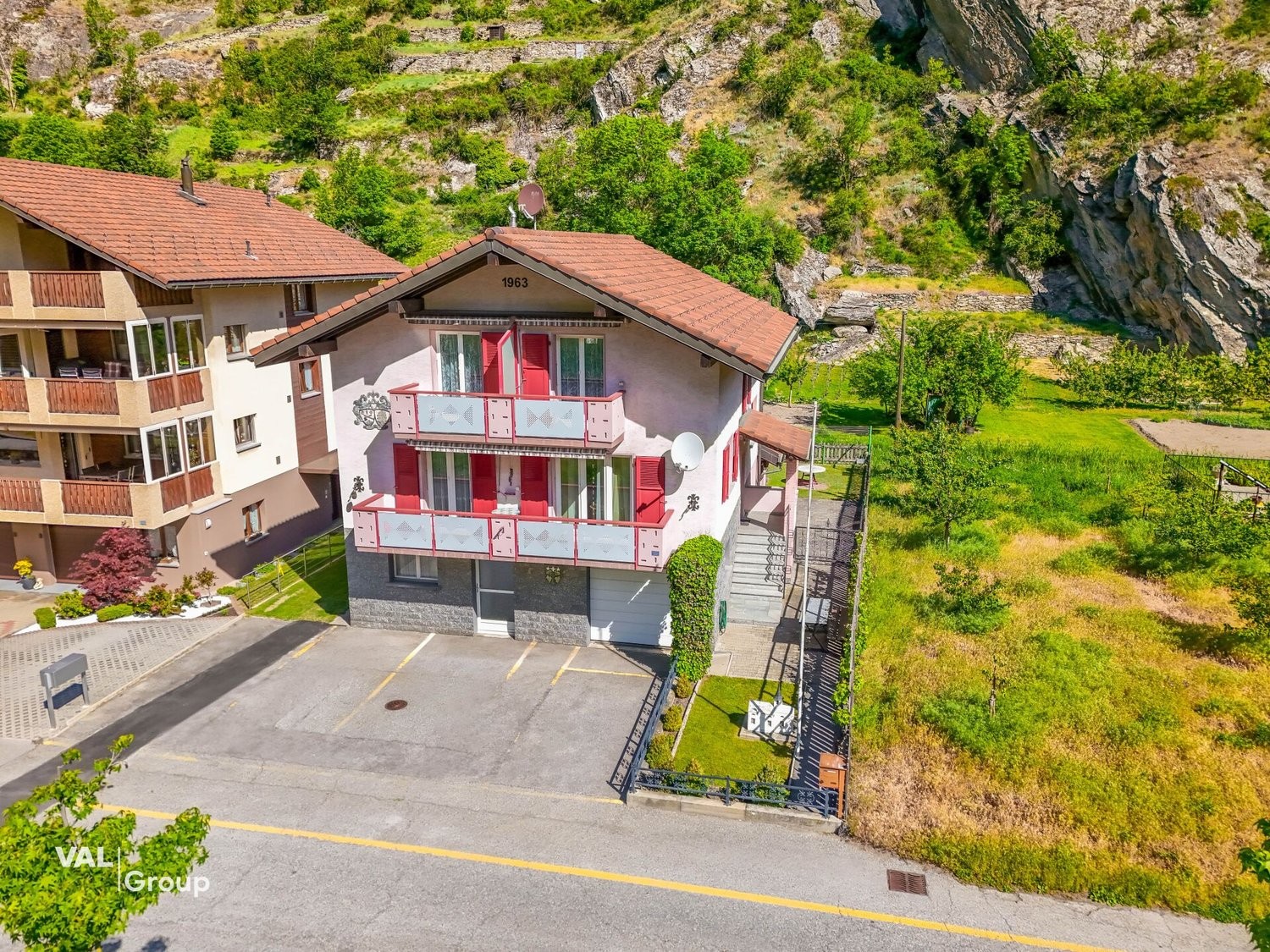 Casa singola di 8 ½ locali, foto 1 di 10