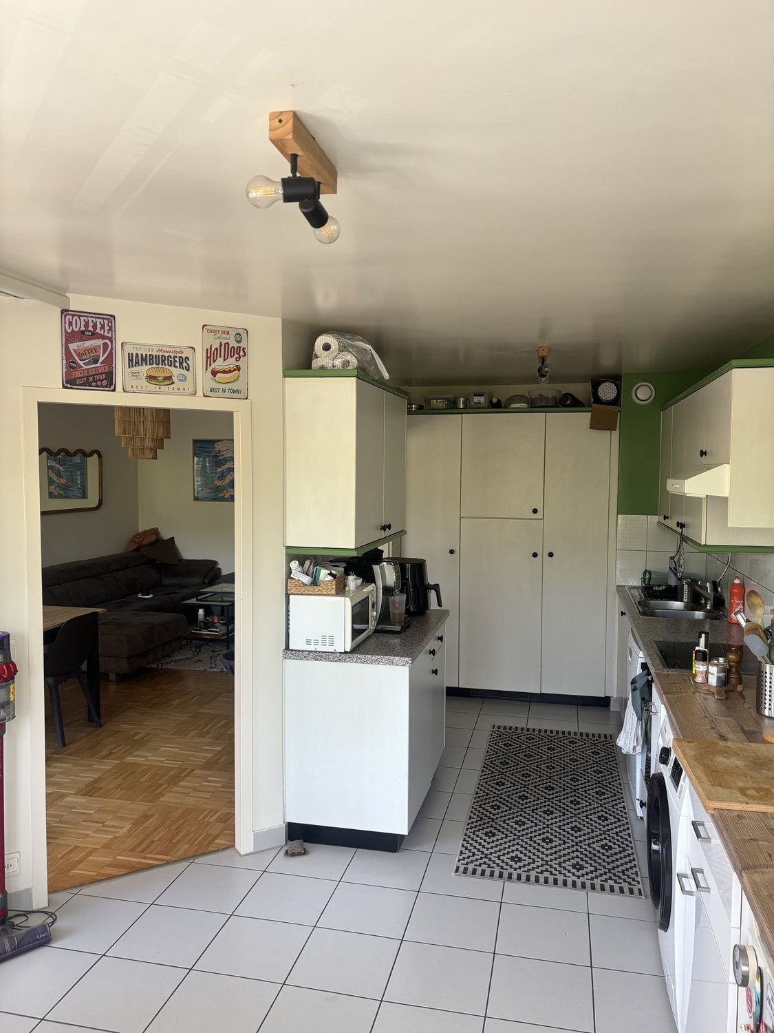 2 Zimmer möblierte Wohnung