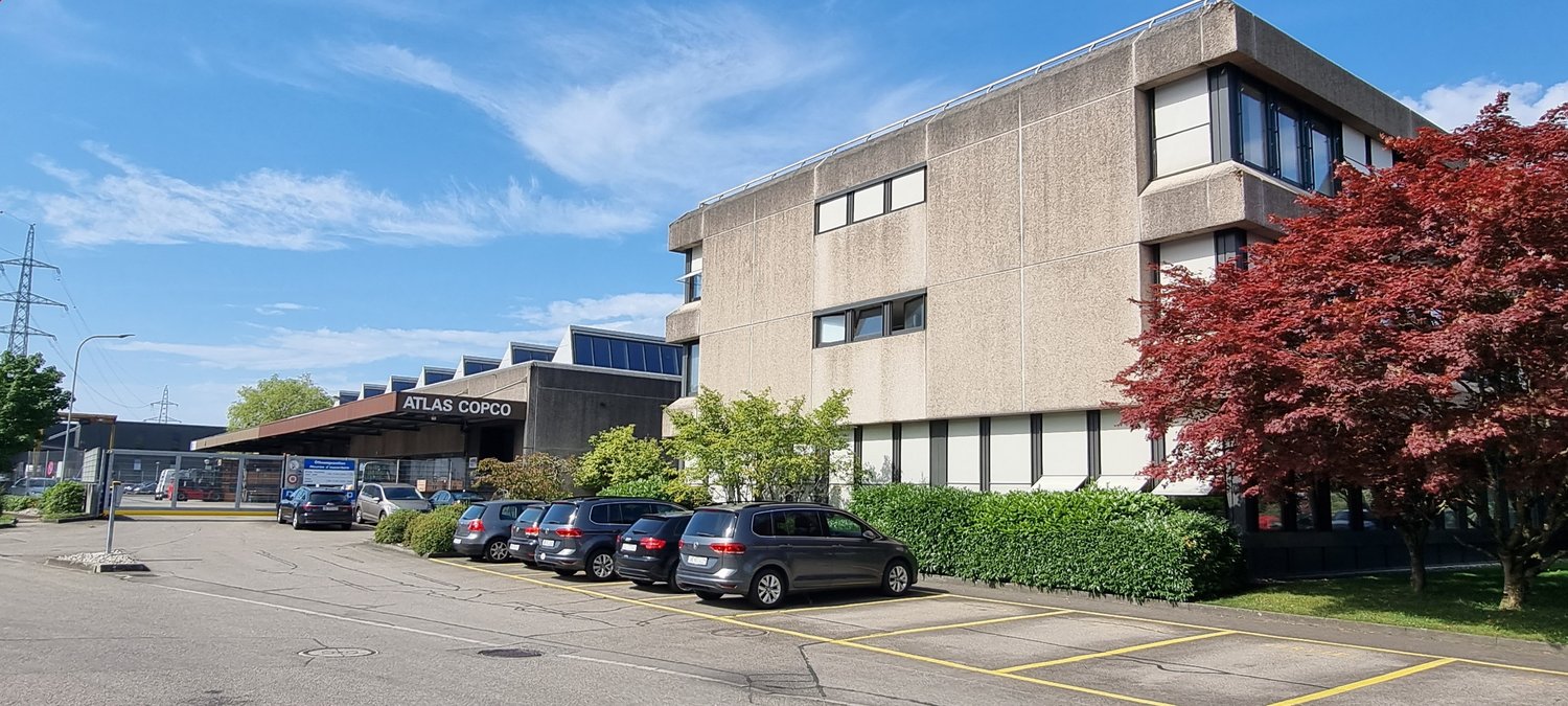990m² office, Foto 1 von 6