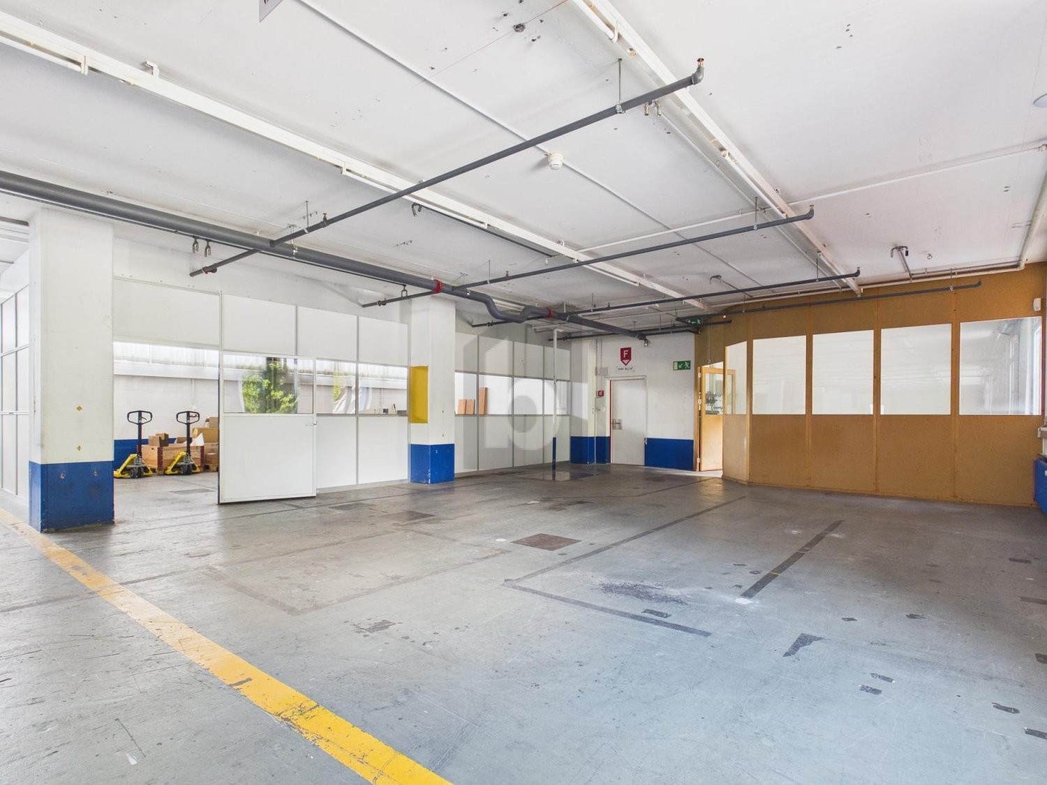 545m² locale di magazzino