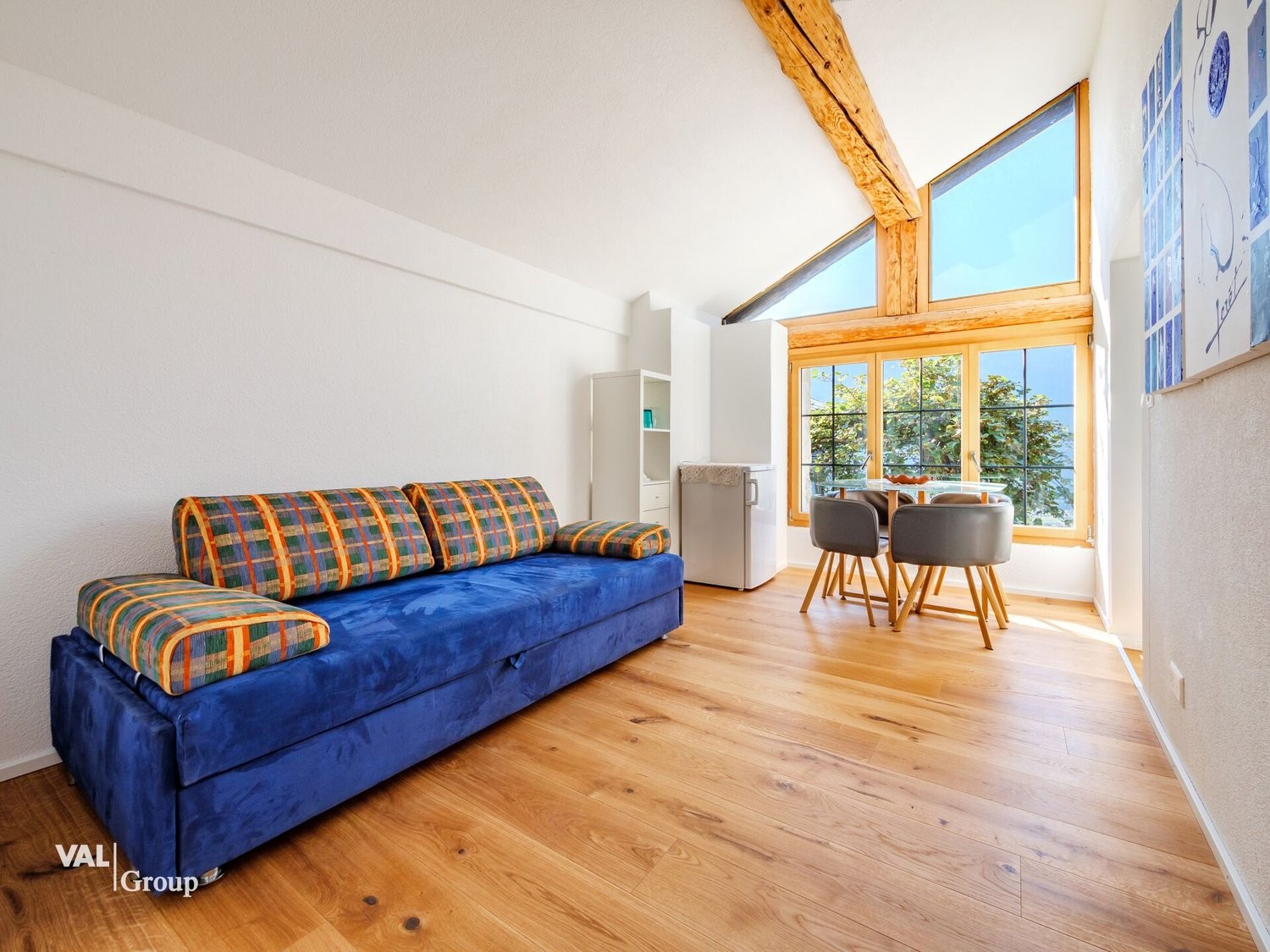 9 ½ Zimmer Einfamilienhaus, Foto 2 von 10