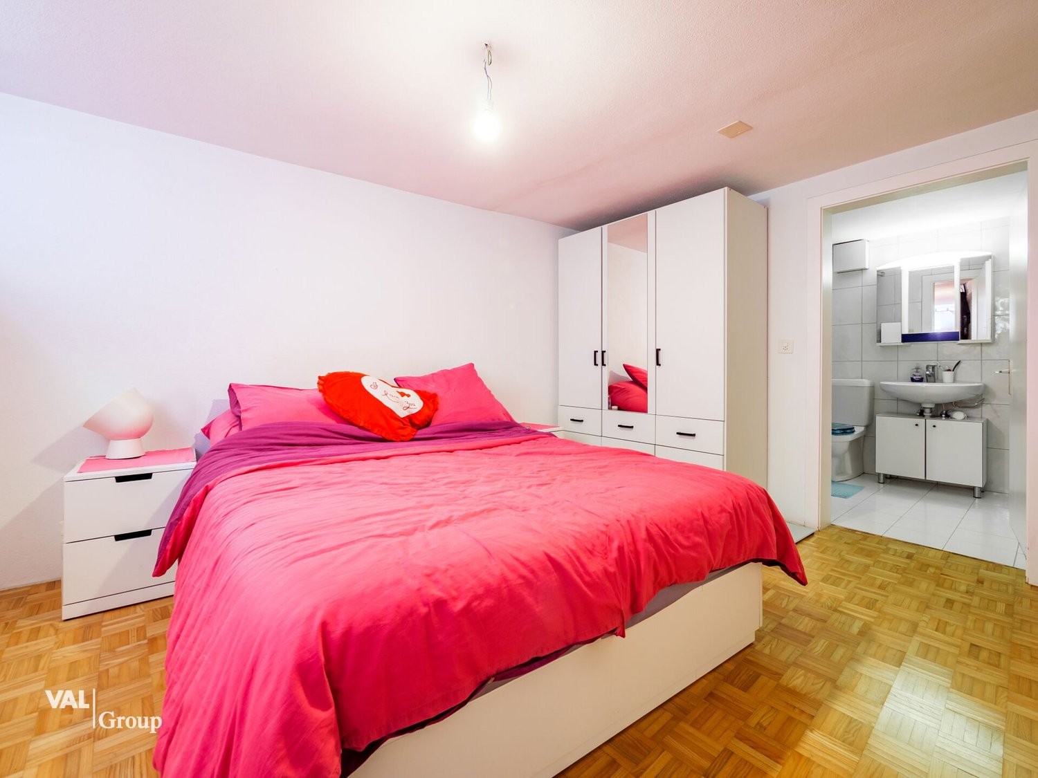 9 ½ Zimmer Einfamilienhaus, Foto 8 von 10