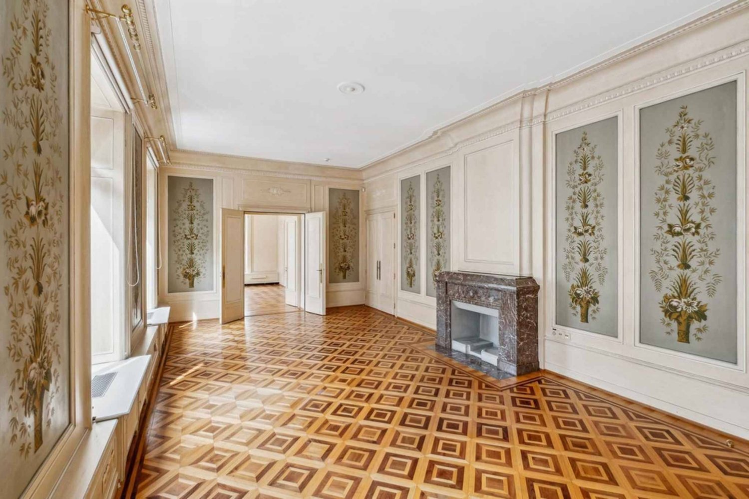 1660m² office