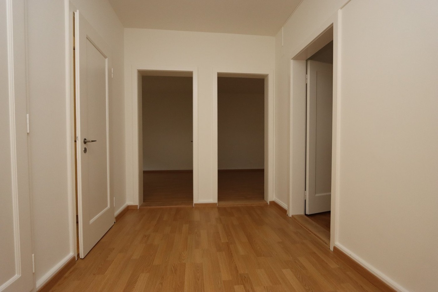 3 rooms apartment, Foto 1 von 7