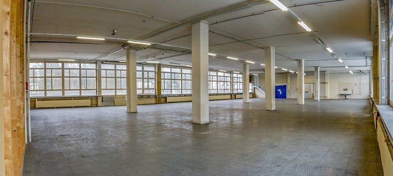 1917m² commercial