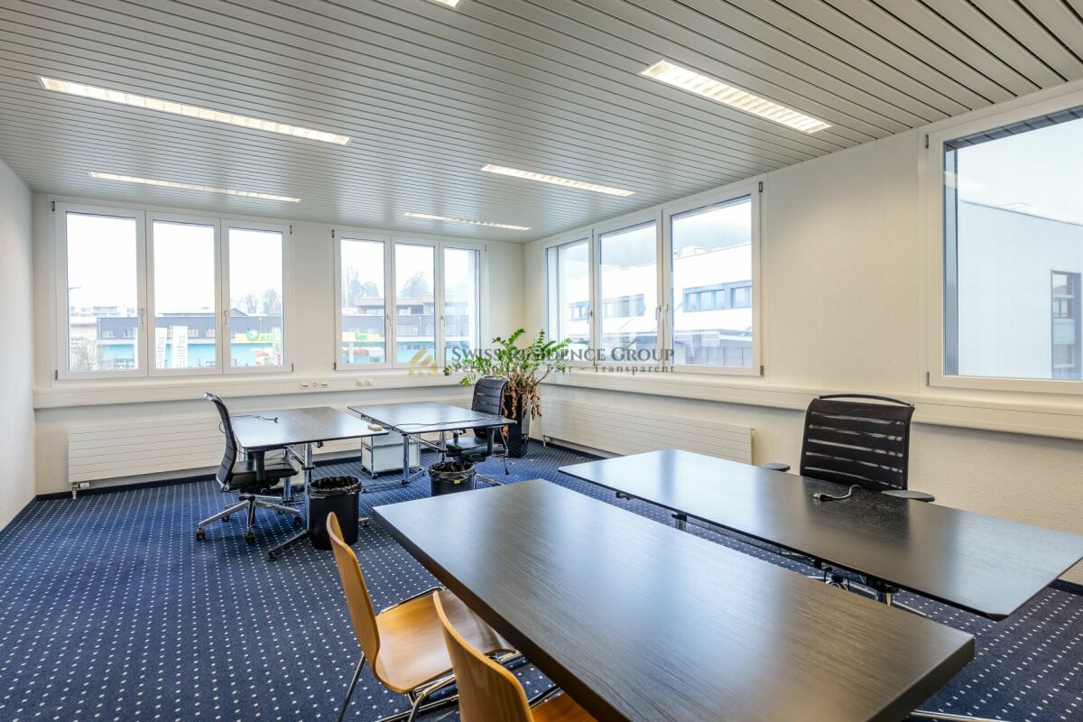 378m² commercial