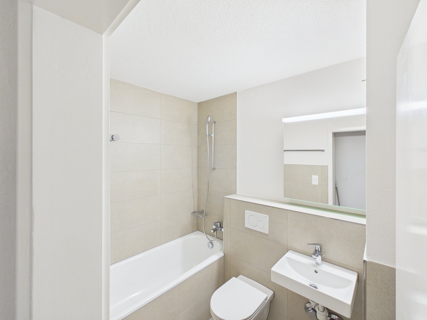 3 rooms apartment