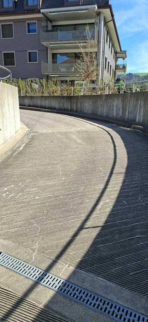 Underground slot, Foto 2 von 3