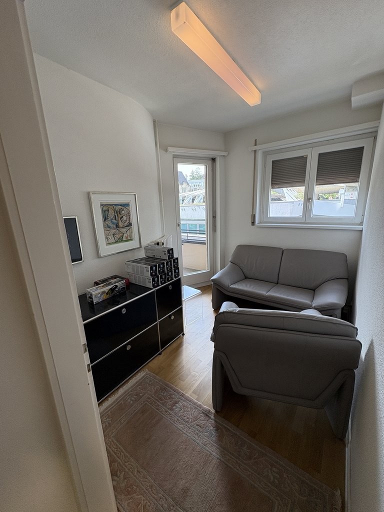 49m² office