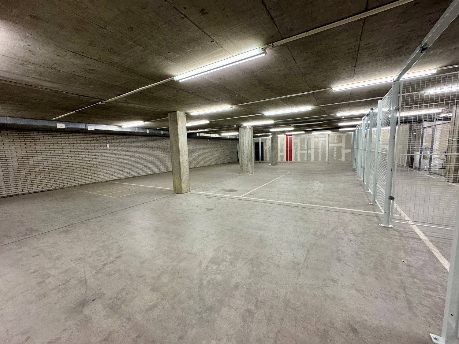 Local de stockage de 76m², photo 7 sur 9